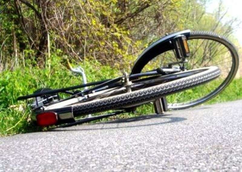 Baia Mare: biciclist accidentat după ce ar fi lovit o sârmă întinsă pe un traseu turistic