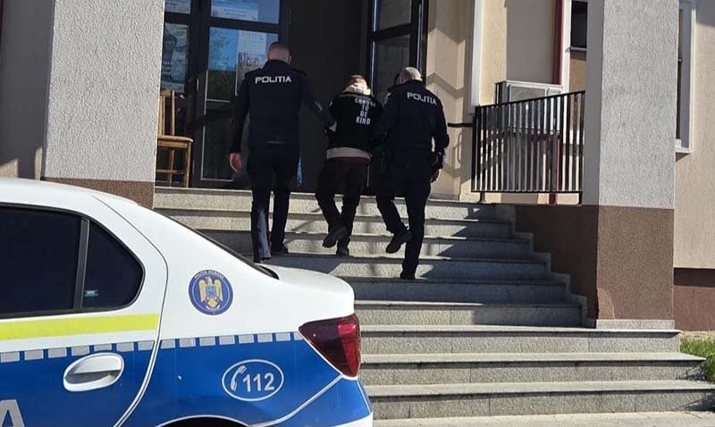 Baia Mare: hoț prins de un polițist aflat în timpul liber, după ce a furat dintr-o mașină
