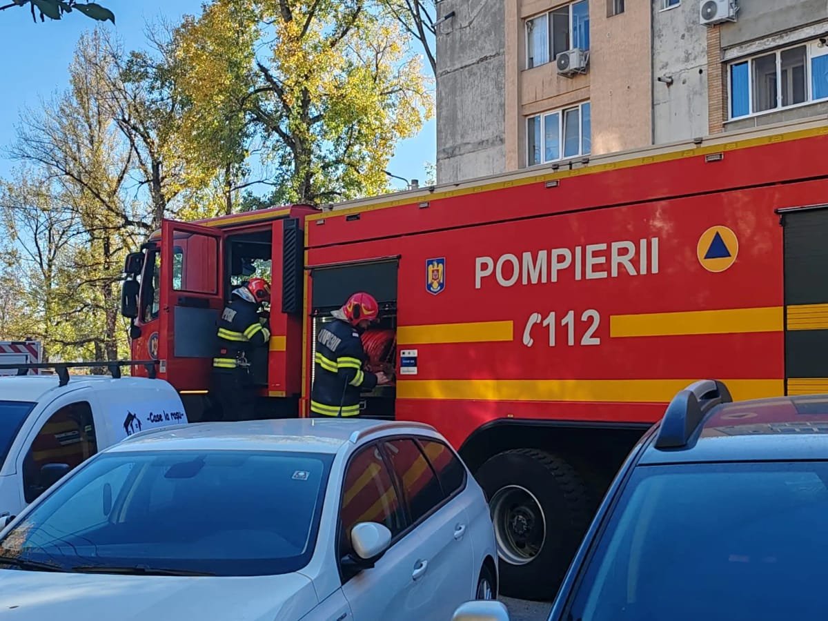 Baia Mare: incendiu într-un apartament de pe strada Motorului, fără evacuări