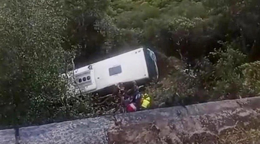 Barcelona: un autobuz ar fi căzut de pe o stâncă, 41 de răniți, 20 în stare gravă