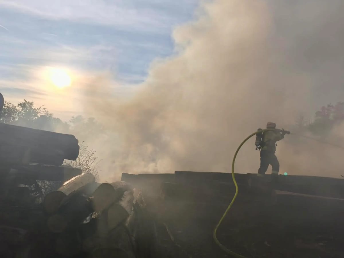 Bihor: 11 incendii de vegetație într-o singură după-amiază, 40 de ha pârjolite