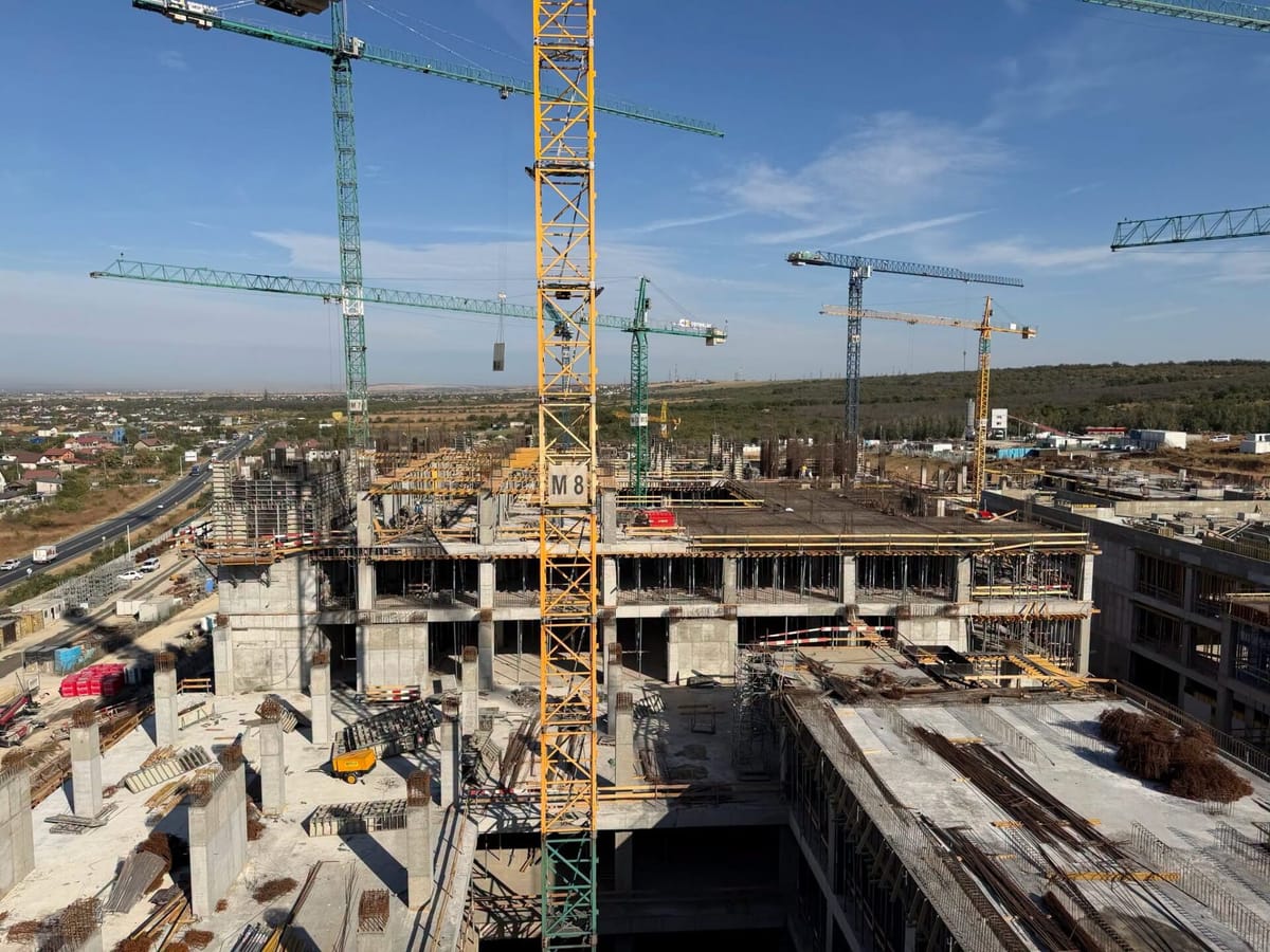 Bihorul are 140 de șantiere cu constructori români, față de 105 în Cluj, arată un studiu IBC Focus