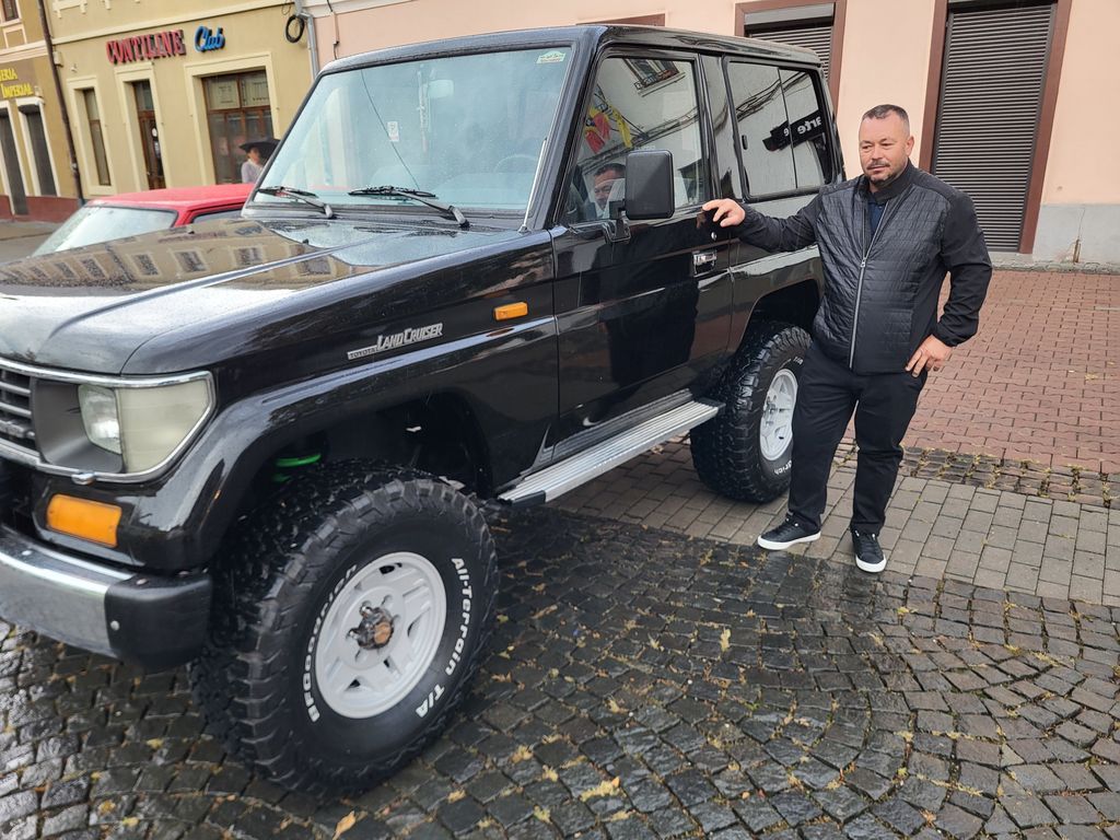 Bistrița: aproximativ 40 de automobile istorice, expuse la Retroparada Toamnei 2026