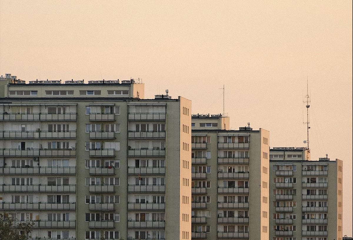 Bistrița: cereri pentru locuințe sociale și de necesitate se depun între 1 noiembrie și 31 decembrie
