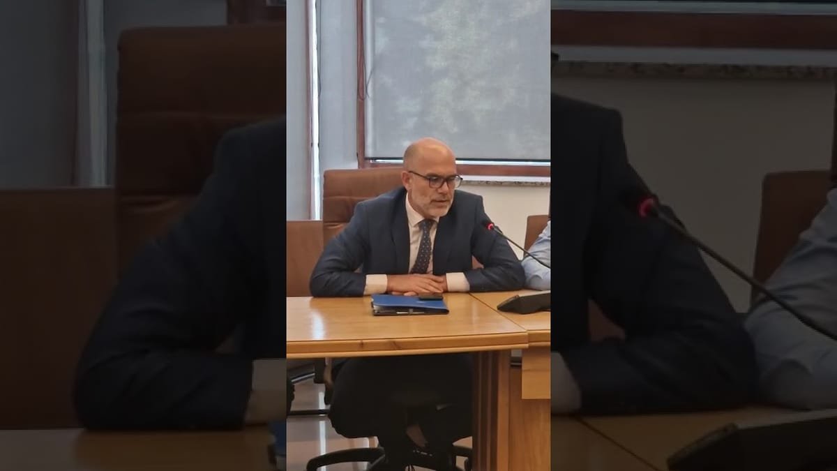 Bistrița: elev de 13 ani, atac cu cuțitul la Școala Gimnazială nr. 6; se caută cine a distribuit imaginile