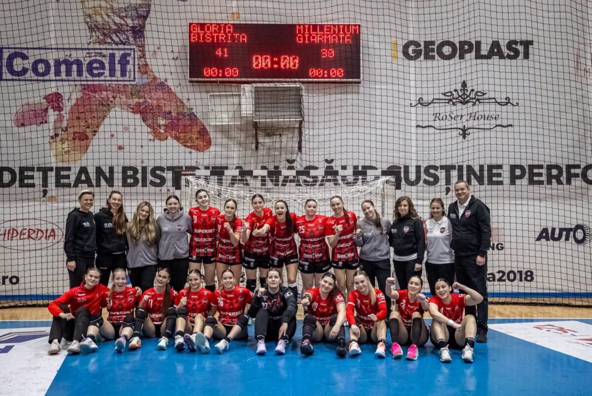 Bistrița: Gloria a învins categoric Millenium Giarmata cu 41-30 în Divizia A de handbal feminin