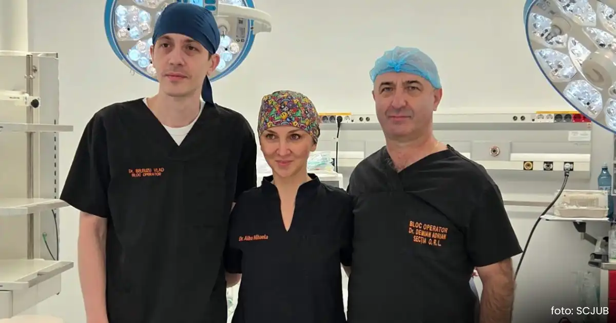 Bistrița: premieră medicală, o tânără cu malformație congenitală a urechii a fost operată cu succes
