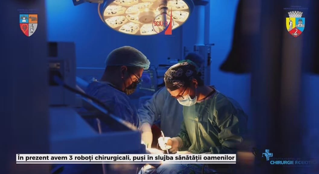Bistrița: primele două operații de cancer de prostată cu robotul DaVinci 5, la Spitalul Clinic Județean
