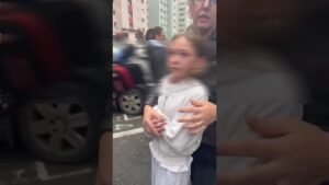 Bistrița: profesoară înjunghiată de un elev la Gimnazială 6, iar un alt elev a fost rănit