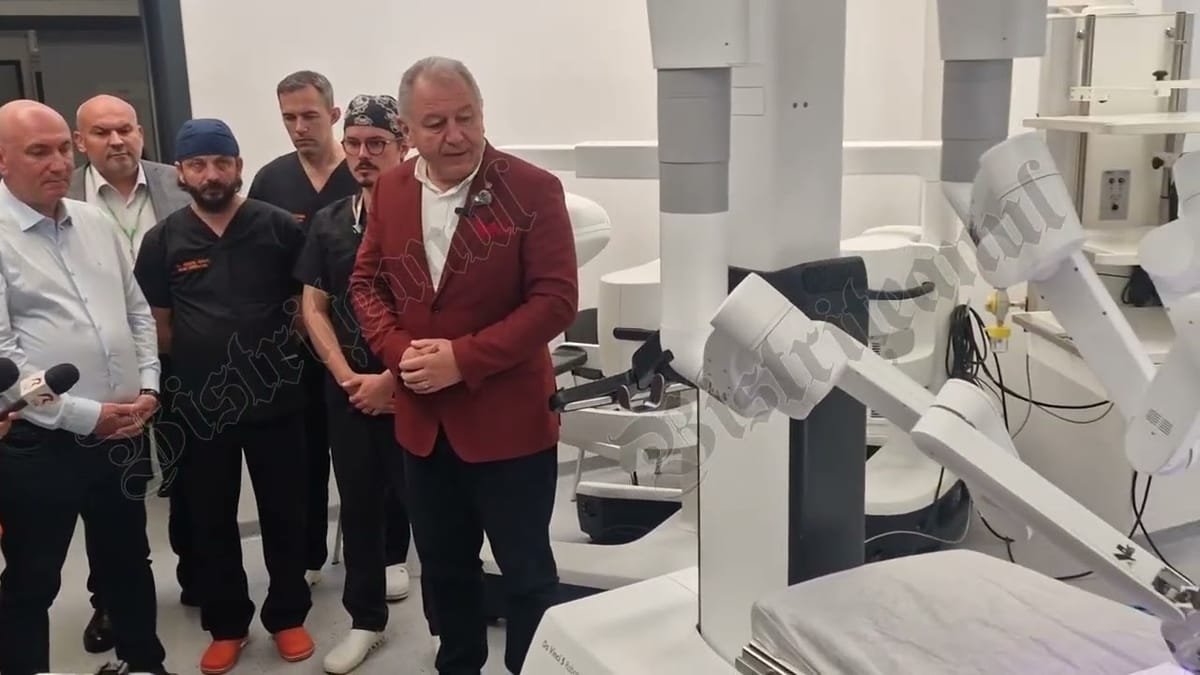 Bistrița: Spitalul Clinic Județean are singurul robot DaVinci 5 din spitalele de stat, de 27 milioane euro