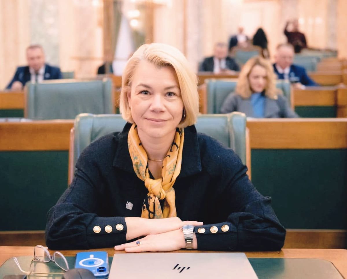 Bistrița: un copil a intrat cu un cuțit într-o școală, după ce anunțase atacul pe internet