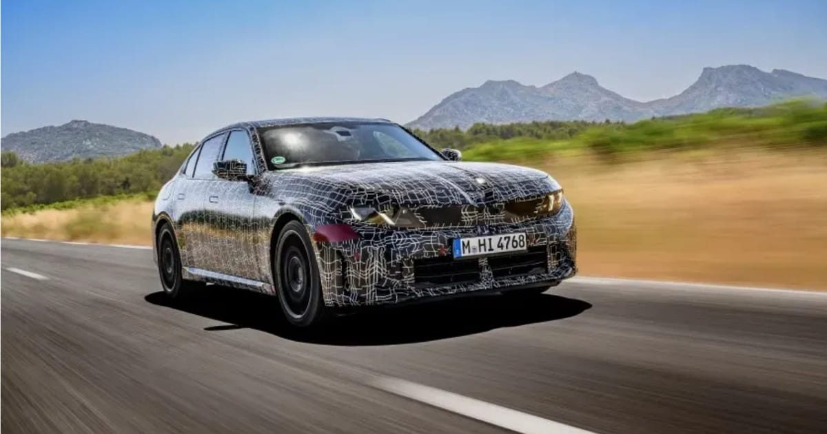 BMW M350 xDrive va primi update gratuit Over-The-Air cu Drift Moment în 2027