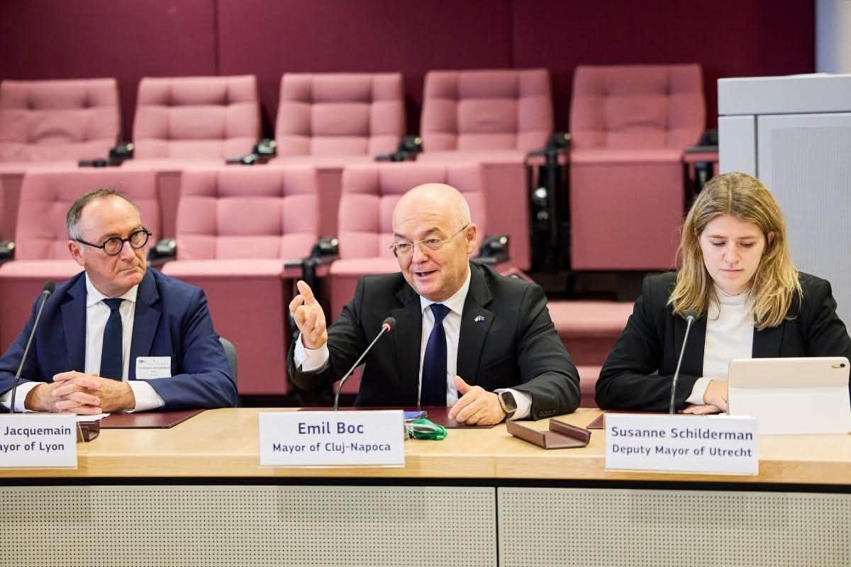 Boc cere ca administrațiile locale să fie implicate în bugetul UE 2028–2034, după discuția cu Raffaele Fitto