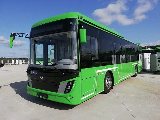 Brad: autobuzele de transport public încep să circule în noiembrie, biletul costă 3 lei