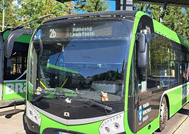 Brașov: autobuzele 2B și 9 circulă pe trasee deviate între 23 și 30 octombrie din cauza lucrărilor la apă