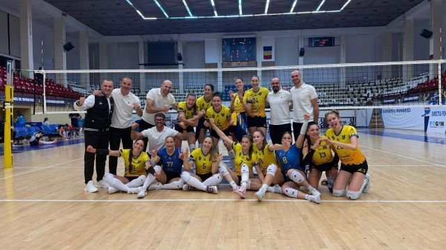 Brașov: CSM Corona a învins CSM Blaj cu 3–2, după cinci seturi, în Divizia A1 de volei