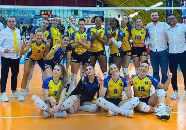 Brașov: CSM Corona joacă acasă cu Volei Alba Blaj miercuri și cu Rapid București sâmbătă