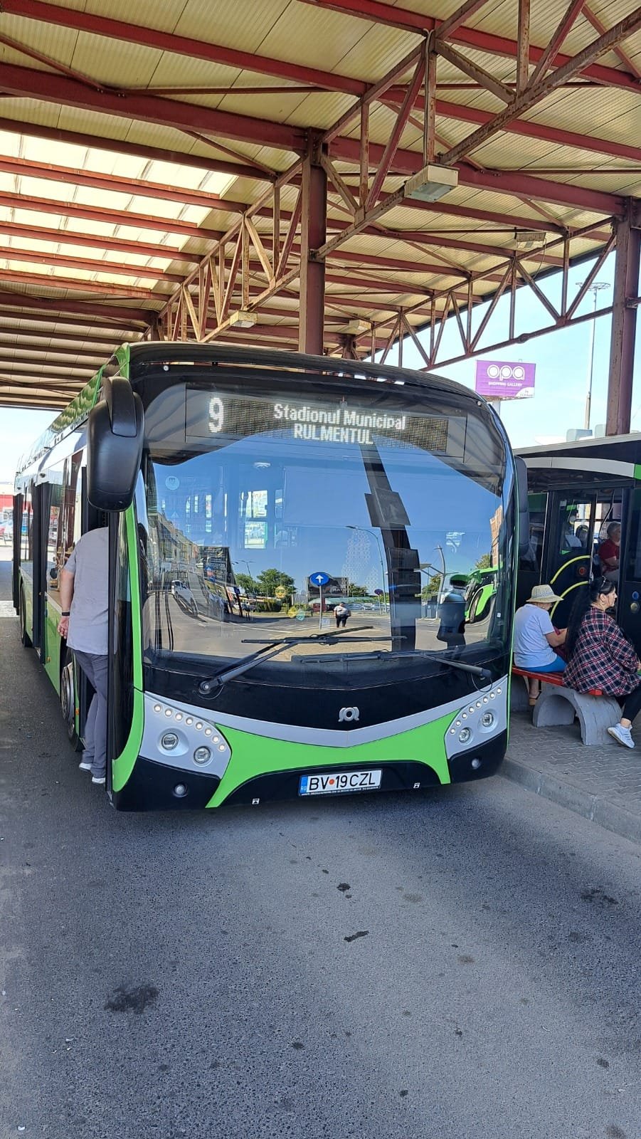 Brașov: linia 9 RATBV are o plecare nouă la prânz din 19 octombrie, pentru elevii școlilor nr. 13 și 30