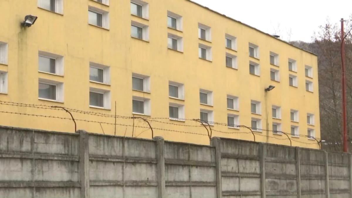 Brașov: prefectul se opune dezincriminării consumului de droguri, iar centrul de tratare nu a fost deschis