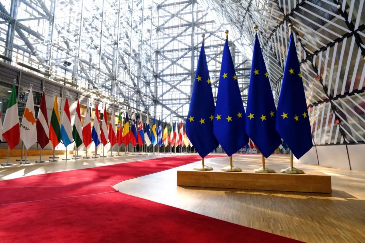 Bruxelles: reuniune între SUA, NATO și UE despre garanțiile de securitate pentru Ucraina