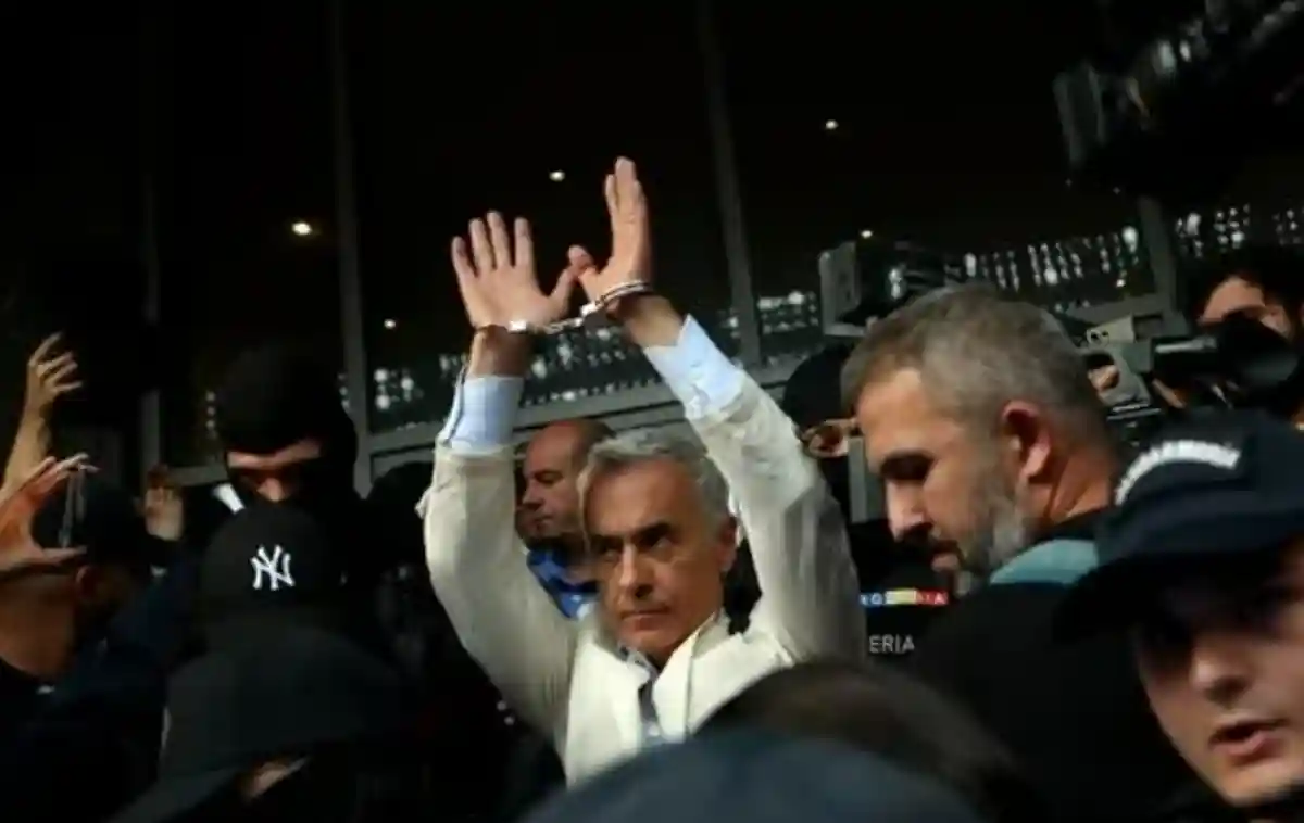 București: Călin Georgescu are luni proceduri la DIICOT, Tribunalul și Curtea de Apel București