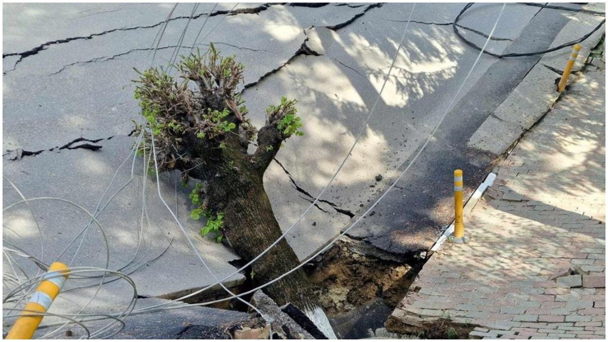 București: surpare pe Bulevardul Averescu, trafic deviat pe linia de tramvai