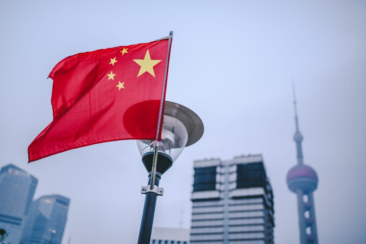 Bursele din China au pierdut 2.400 de miliarde de dolari din mai, din cauza temerilor legate de industria IA