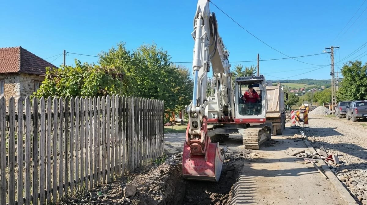 Căbești: lucrările la rețelele de apă și canalizare sunt finalizate în proporție de 70%