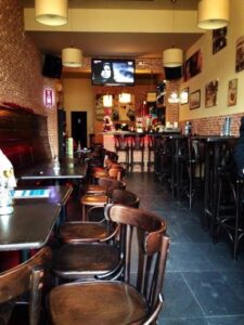 Cafenea din Turda, scoasă la vânzare pentru 22.000 de euro