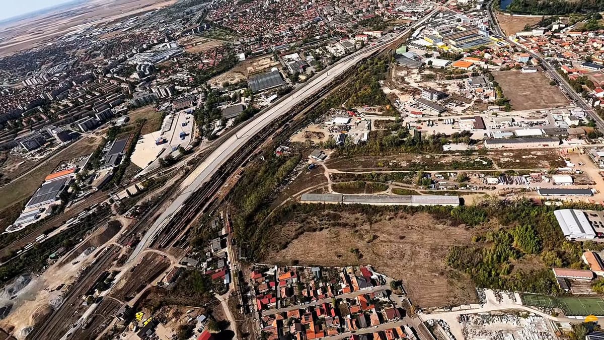 Calea ferată Aleșd–Oradea a ajuns la 60%, iar trenurile de călători ar putea circula abia în 2028