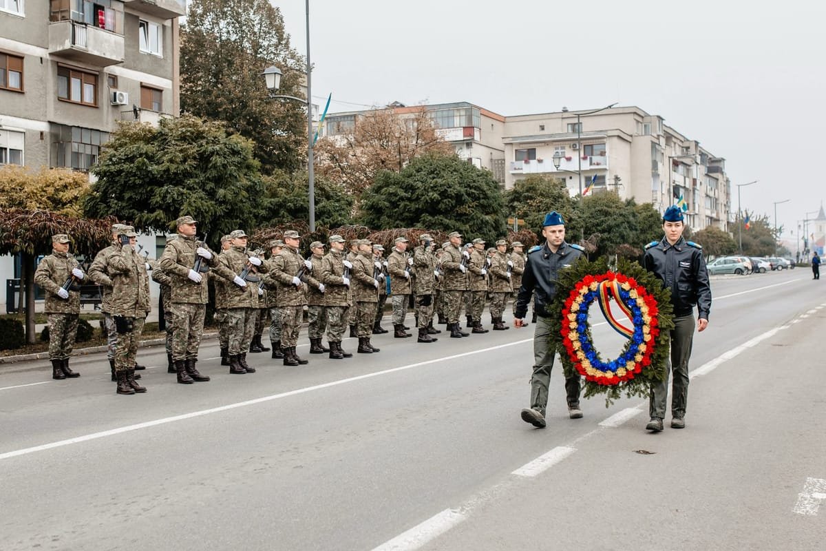 Câmpia Turzii a sărbătorit Ziua Armatei Naționale, cu omagiu pentru trecut și angajament pentru viitor