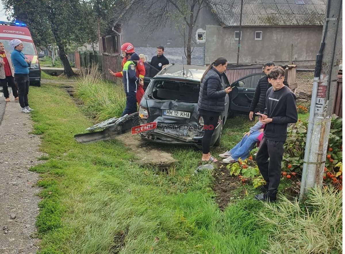 Câmpulung la Tisa: două autoturisme implicate într-un accident, patru victime