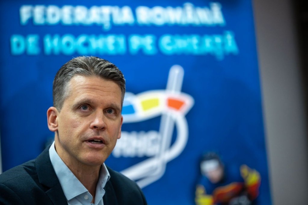 Canadianul Ron Pasco, noul selecționer al echipei naționale de hochei, a semnat un contract de doi ani