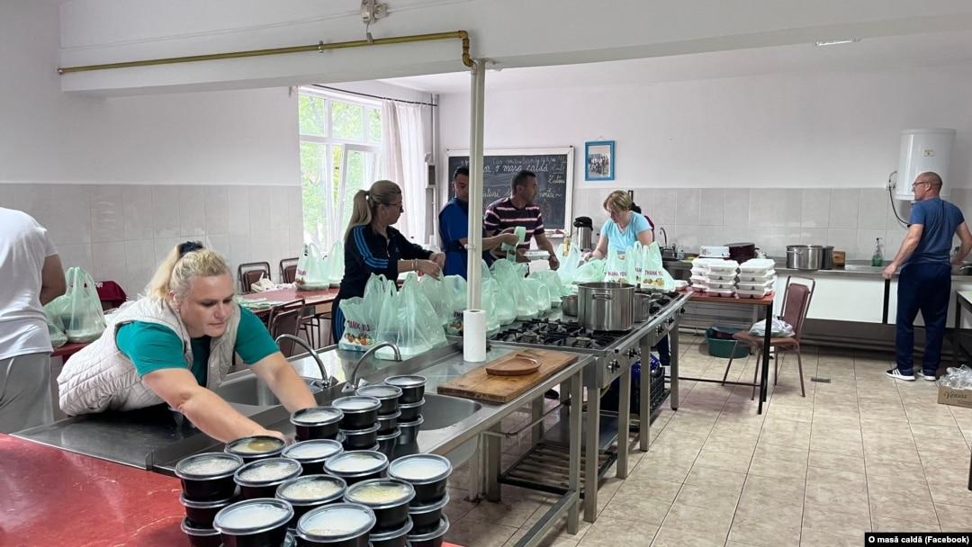 Cantina de Ajutor Social din Cluj-Napoca cumpără carne de porc de peste 4,5 milioane de lei, pe mai mulți ani