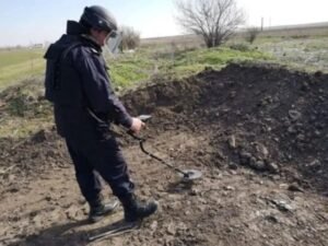 Casele Micești: muniție neexplodată descoperită, pirotehniștii ISU intervin și securizează zona