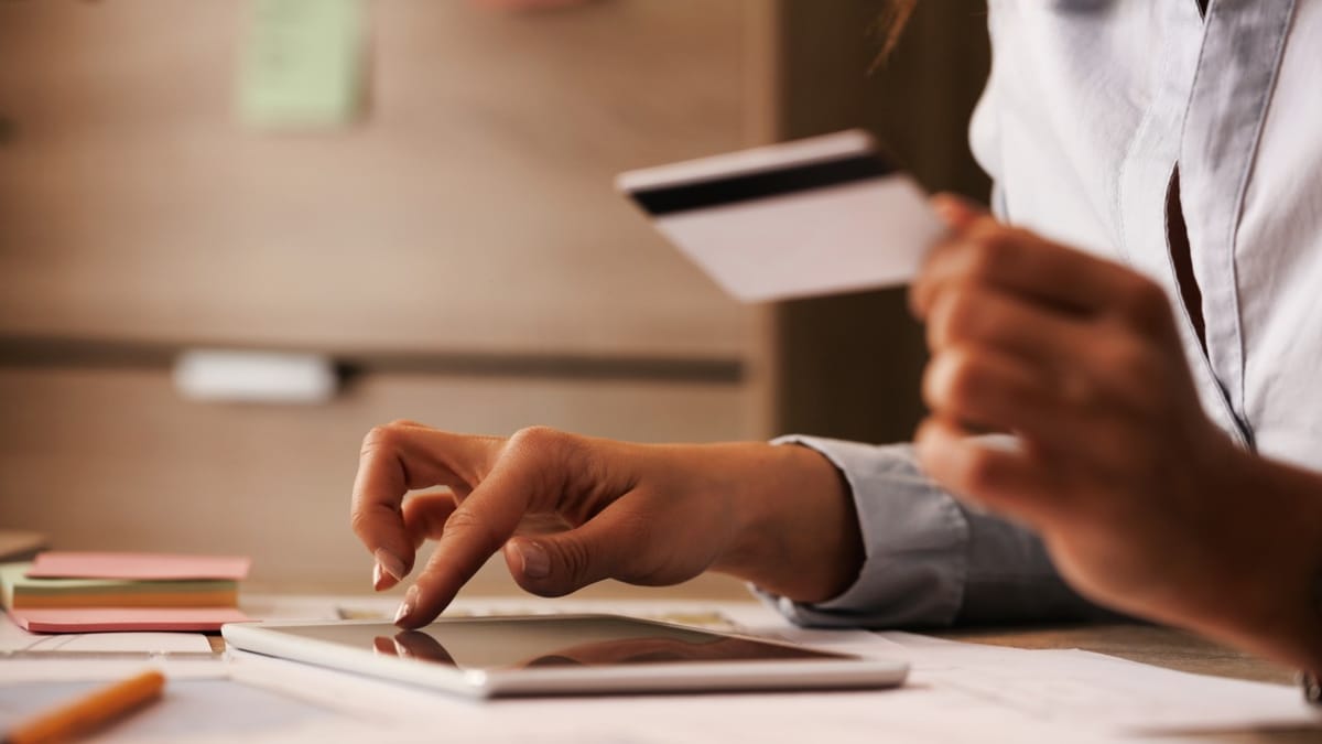 Ce costa 100 de lei în 2017 costă acum 180 de lei; curentul s-a scumpit de 2,6 ori