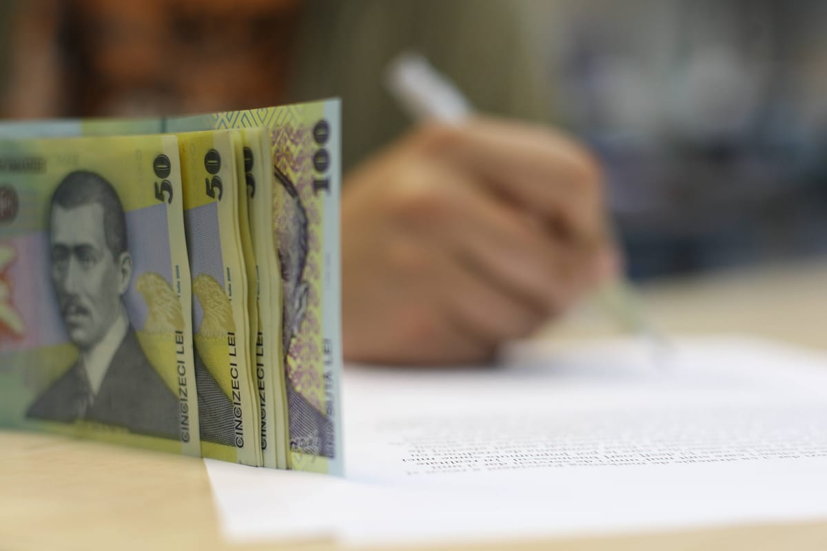 Ce se întâmplă cu banii din pensia privată dacă titularul moare: cine poate primi sumele