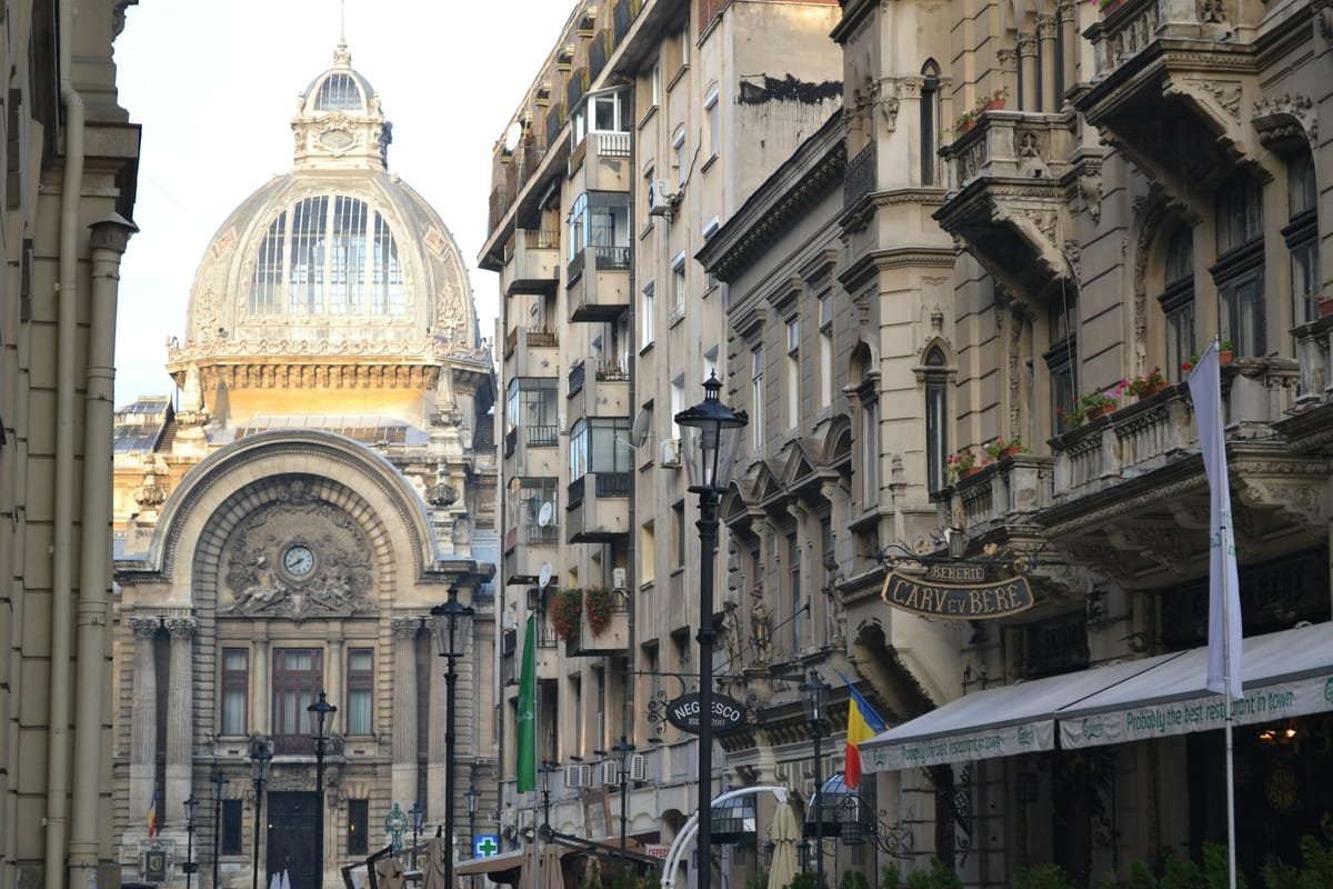 Chiriile au crescut cu 39% într-un an, iar după rată unui salariat mediu îi rămân 47 de euro