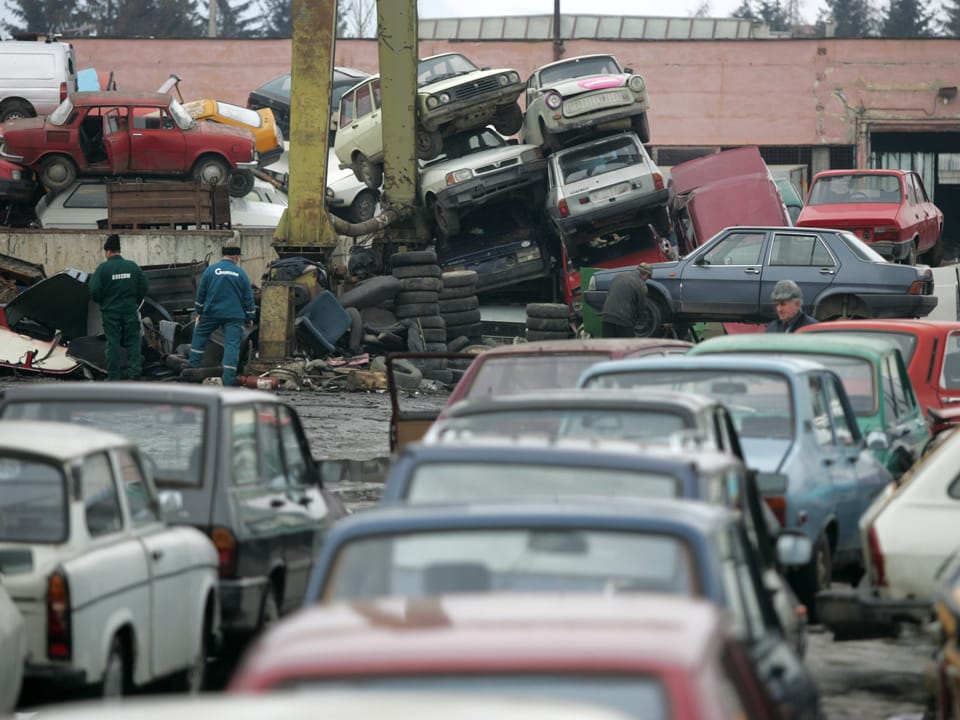 Cluj: a dus un Fiat la fier vechi fără să fie proprietarul și a încasat 300 de lei