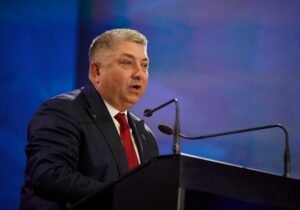 Cluj: Alin Tișe acuză conducerea PNL de „joc la cacialma” și cere reformă internă urgentă