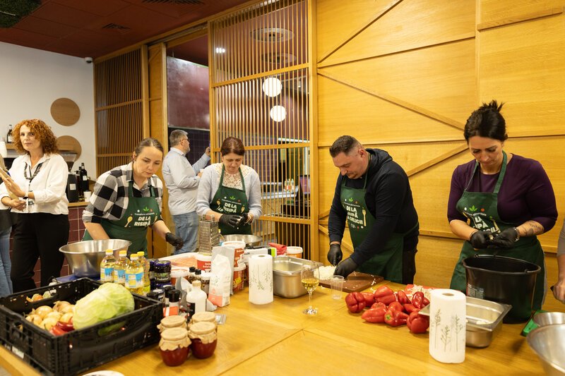 Cluj: aproape 200 de participanți la a IV-a ediție De la Risipă la Delicii, cu alimente salvate