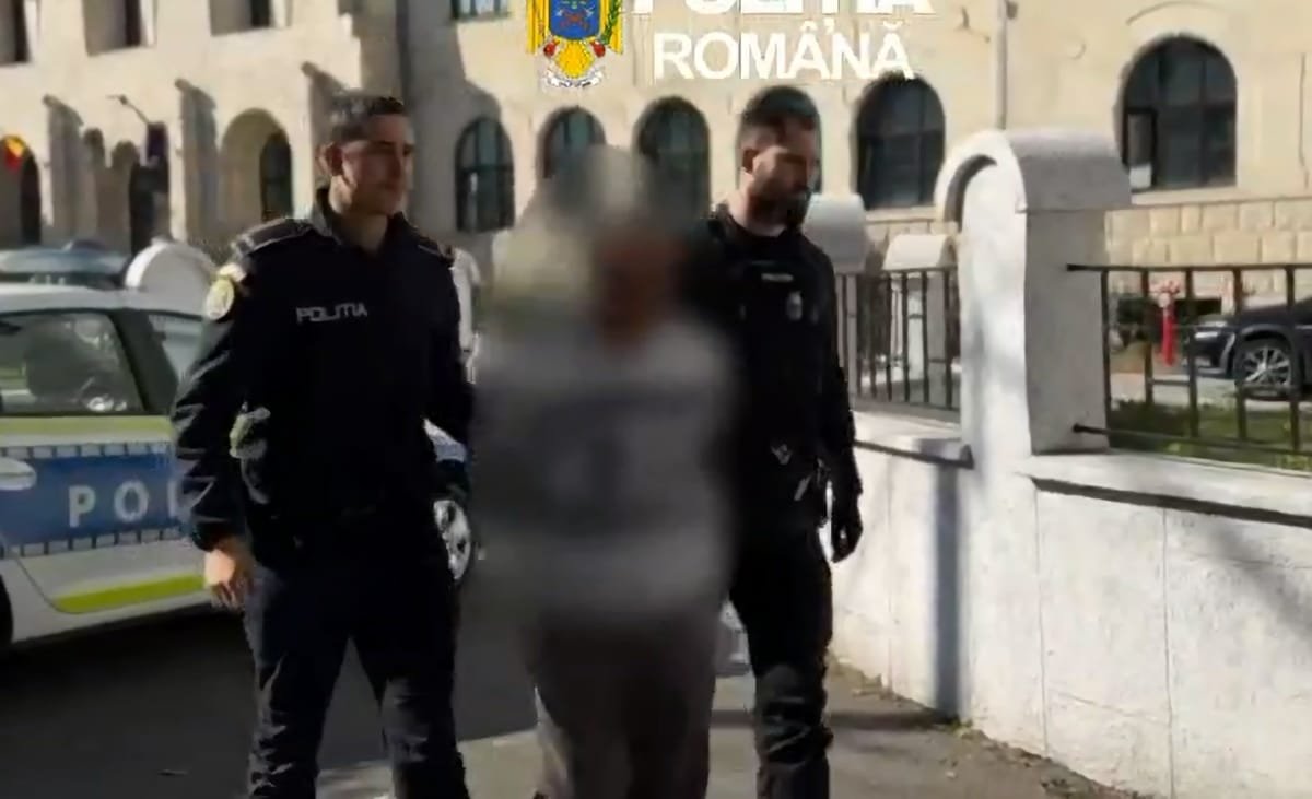 Cluj: bărbat a bătut paznicul și o angajată dintr-un supermarket, apoi a trecut la exhibiționism