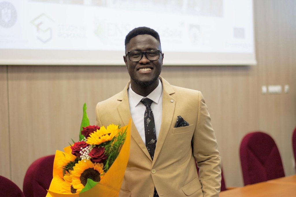 Cluj: cercetător din Mauritania studiază plantele medicinei tradiționale africane FOTO