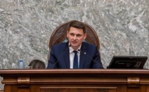 Cluj: Mircea Abrudean rămâne președintele Senatului, după trecerea PNL în opoziție