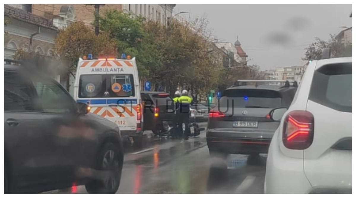 Cluj-Napoca: accident pe Calea Dorobanților, cu un livrator de mâncare implicat. Traficul este îngreunat