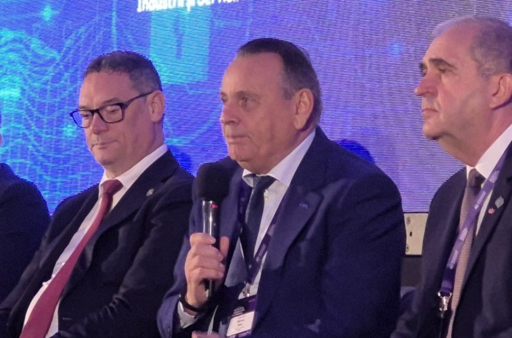 Cluj-Napoca: ANRE avertizează că prețul energiei variază de la 5 euro la prânz la 520 euro la 19:00