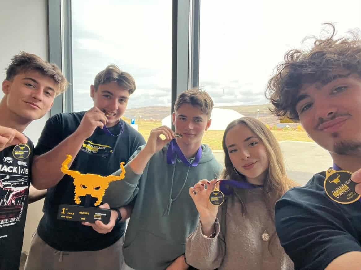 Cluj-Napoca: cinci elevi ai Liceului Avram Iancu, locul I în România la un concurs internațional de programare