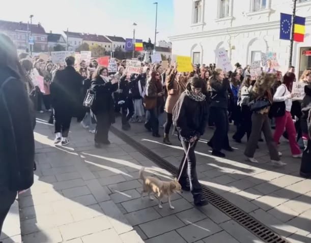 Cluj-Napoca iese în stradă pentru siguranța femeilor, într-un marș național împotriva violenței