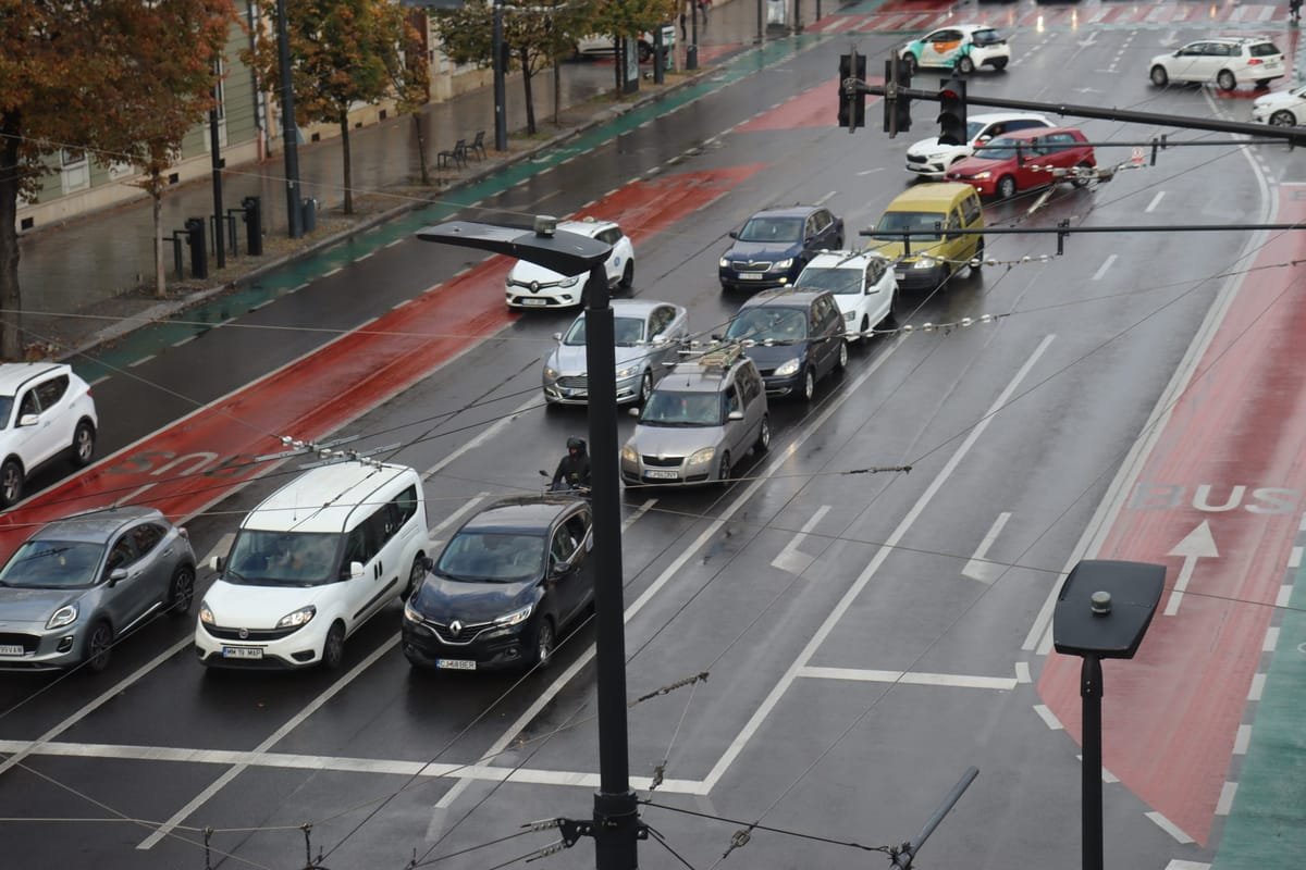 Cluj-Napoca: Primăria vrea o barieră cu plată la Năvodari și radare fixe împotriva drifturilor și vitezei