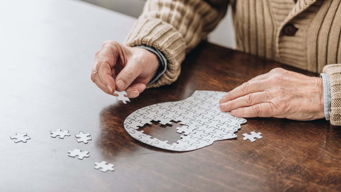 Cluj-Napoca: primul pacient din România cu Alzheimer primește terapia care încetinește boala